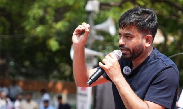 ഇനി യുദ്ധം വിദ്യാഭ്യാസ കച്ചവടത്തിന് എതിരെ; ‘ക്യാ ബോൽത്തി പബ്ലിക്’ ക്യാമ്പയിൻ പ്രഖ്യാപിച്ച് CJP സ്ഥാപകൻ അഭിജീത് ദിപ്കെ